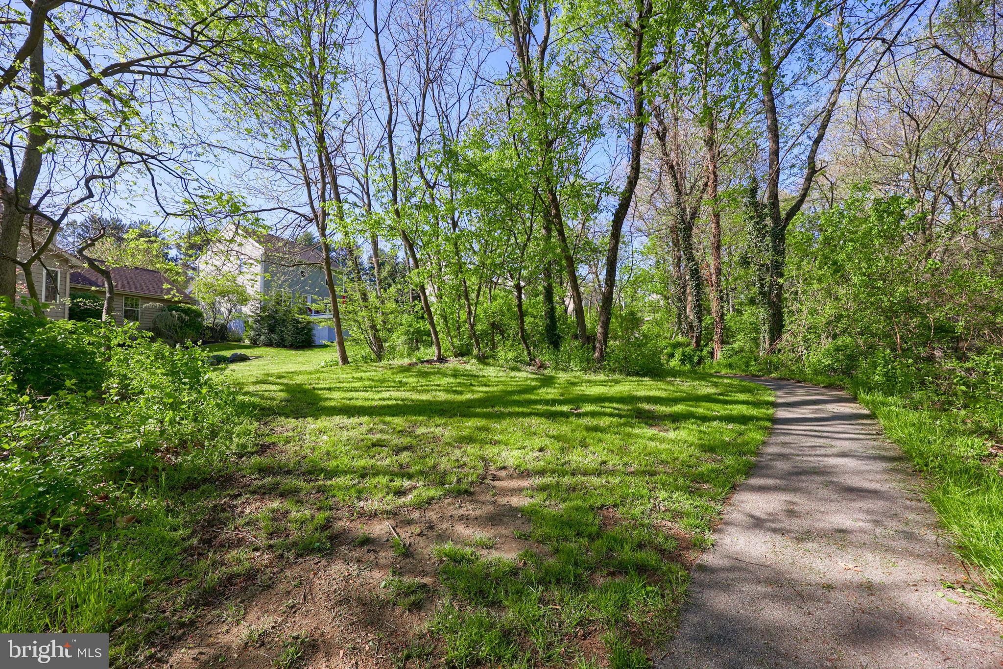 SUMMER BREEZE - Residential