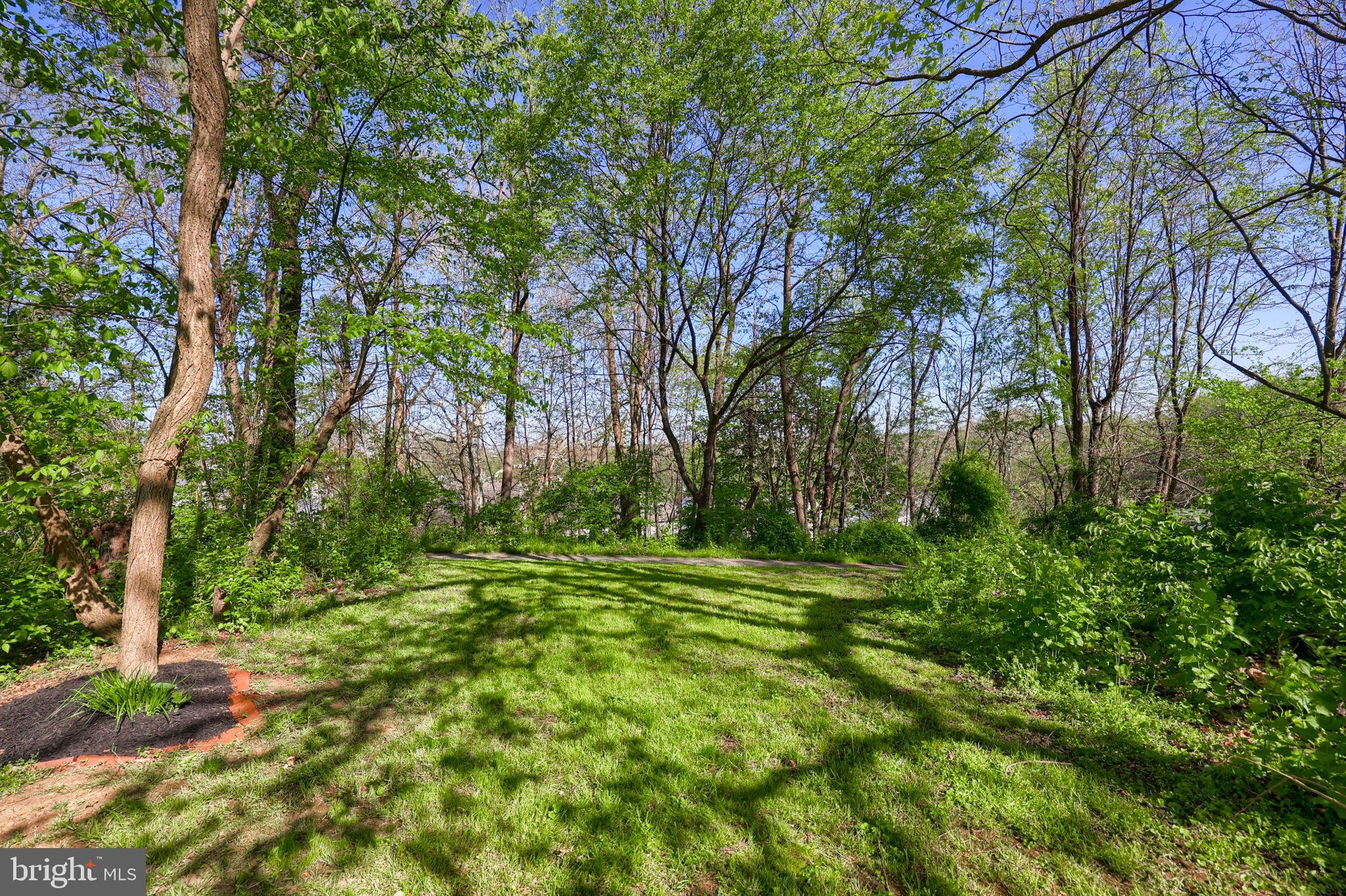 SUMMER BREEZE - Residential