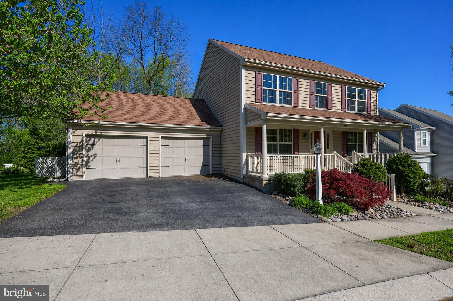 SUMMER BREEZE - Residential