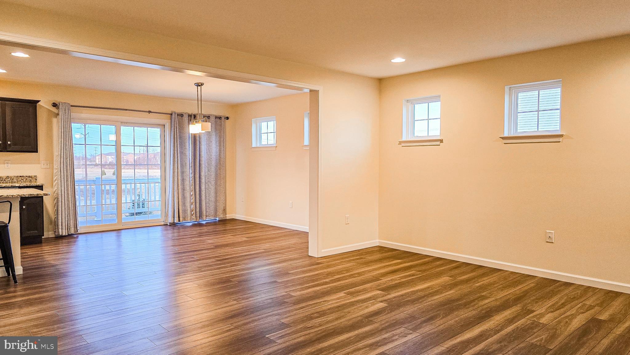 ORCHARD GLEN - Residential Lease