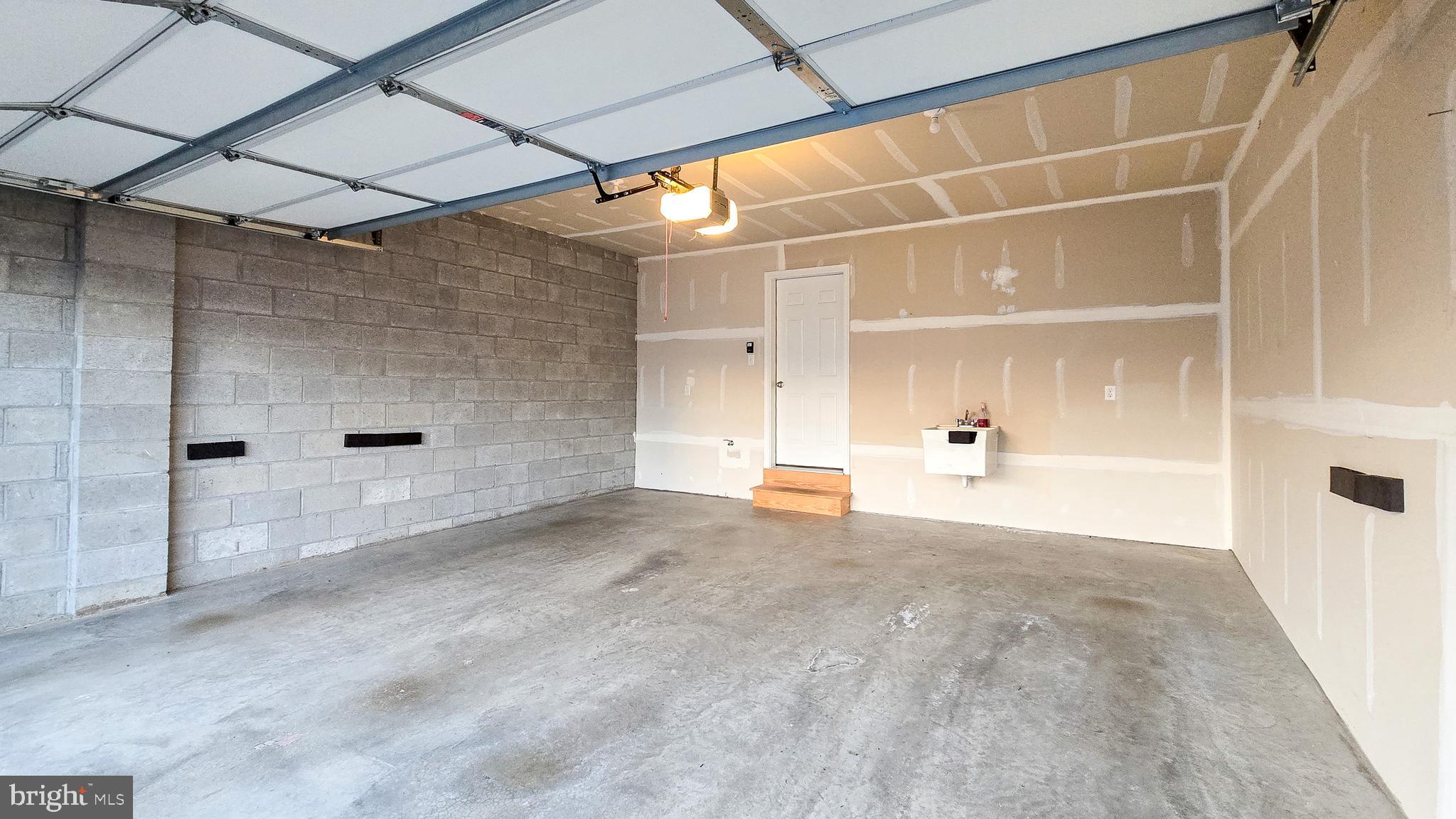 ORCHARD GLEN - Residential Lease