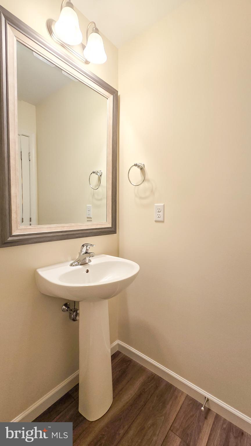 ORCHARD GLEN - Residential Lease