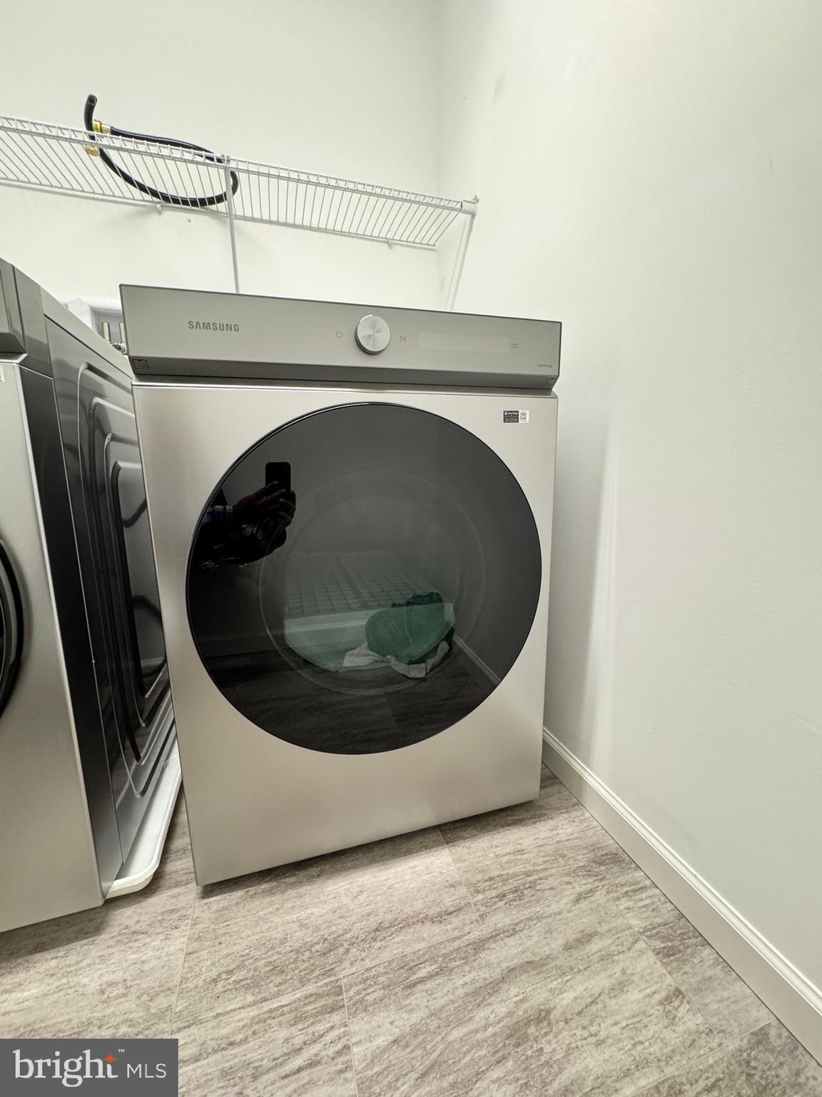 ORCHARD GLEN - Residential Lease