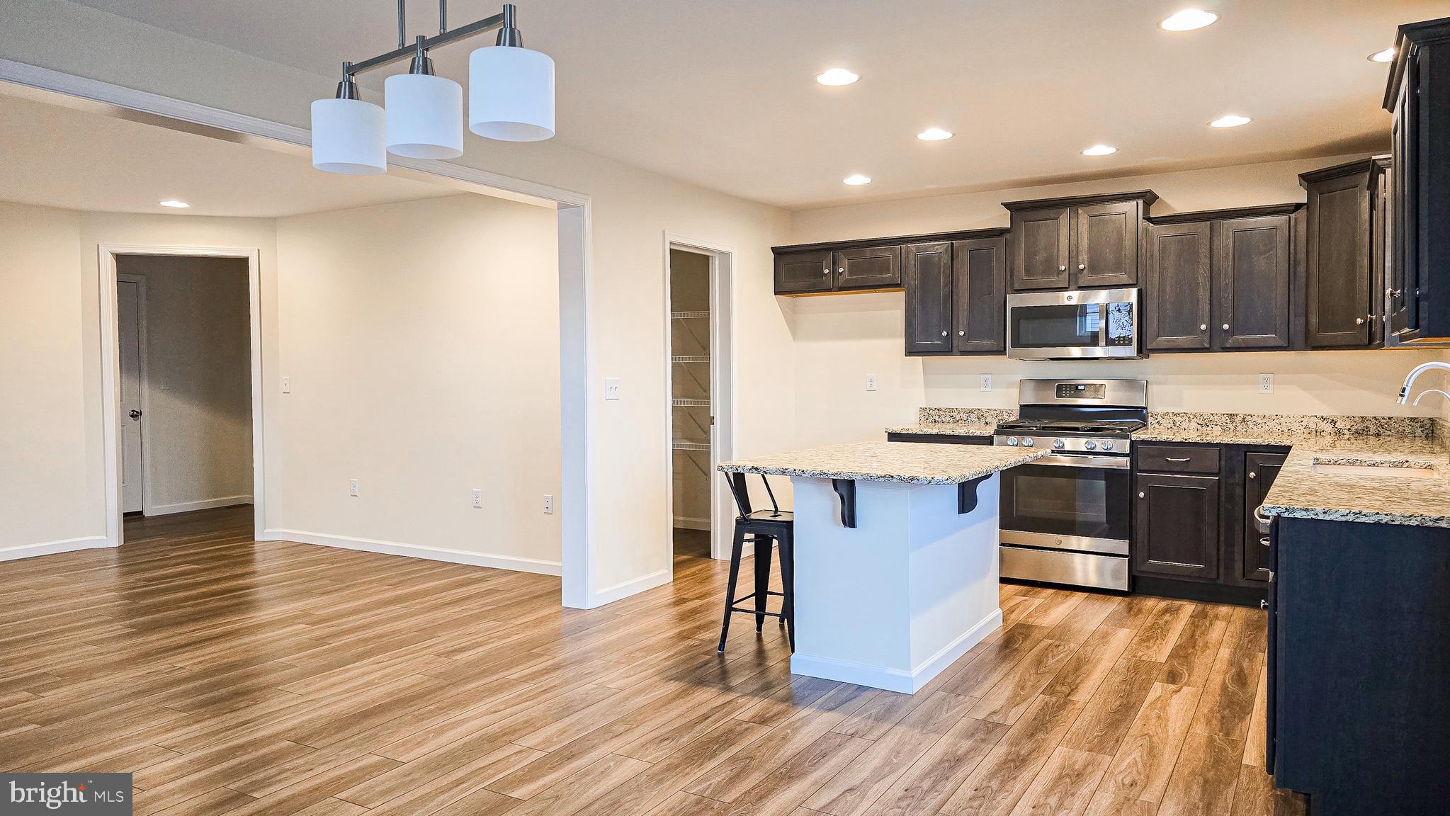 ORCHARD GLEN - Residential Lease