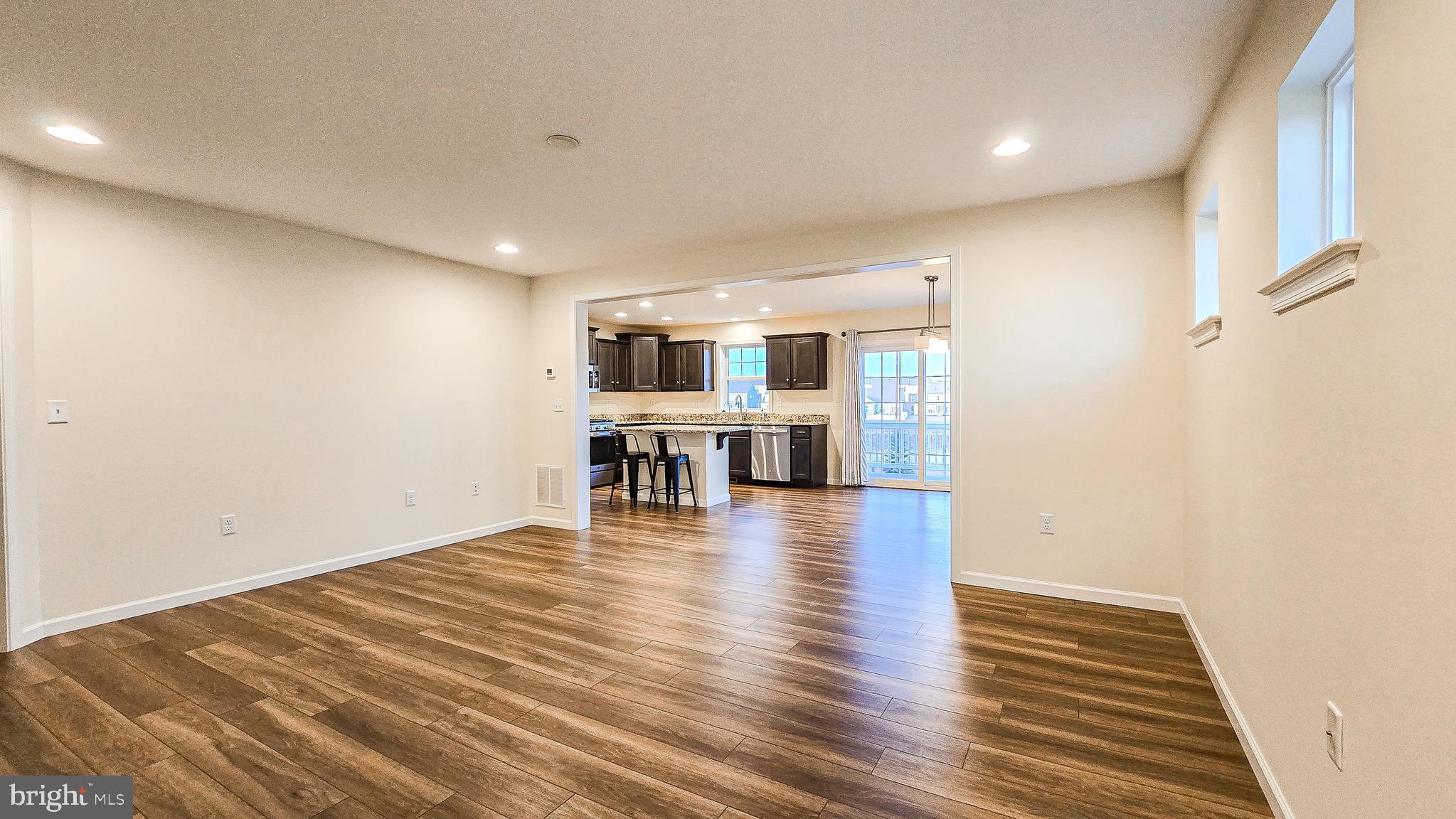 ORCHARD GLEN - Residential Lease