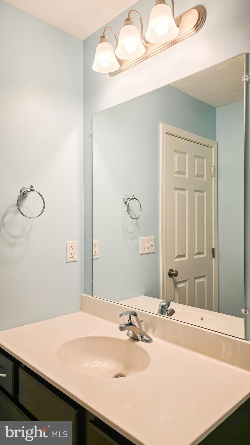 ORCHARD GLEN - Residential Lease