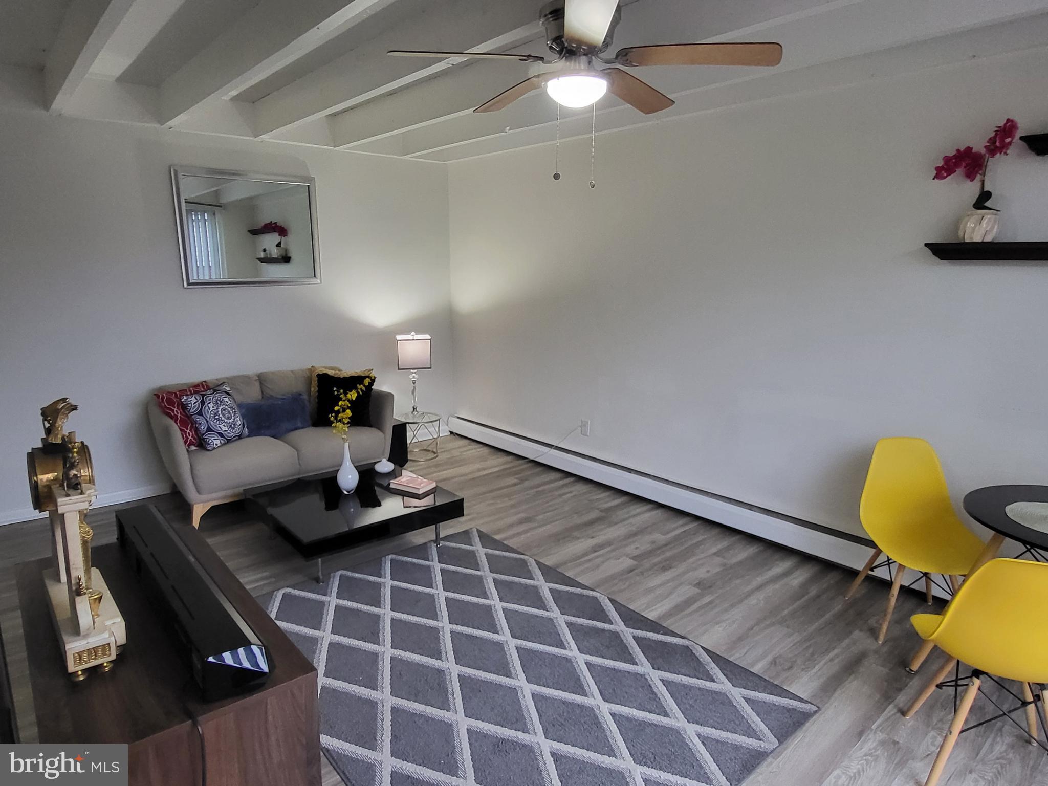 100 E GLENOLDEN AVENUE R-18