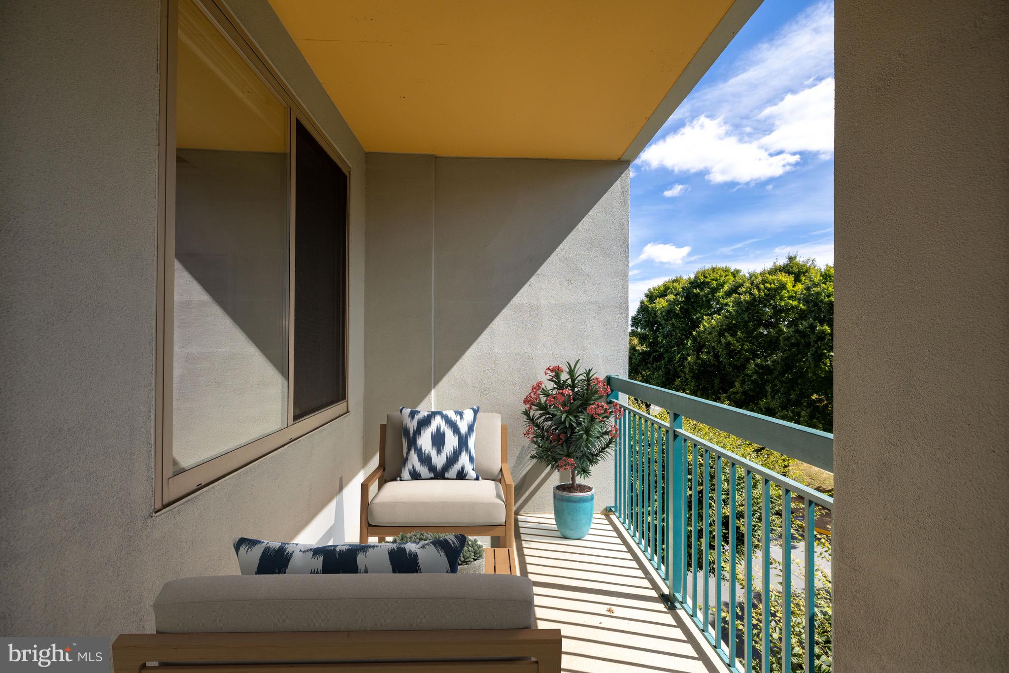 PALLADIUM AT MCLEAN - Residential