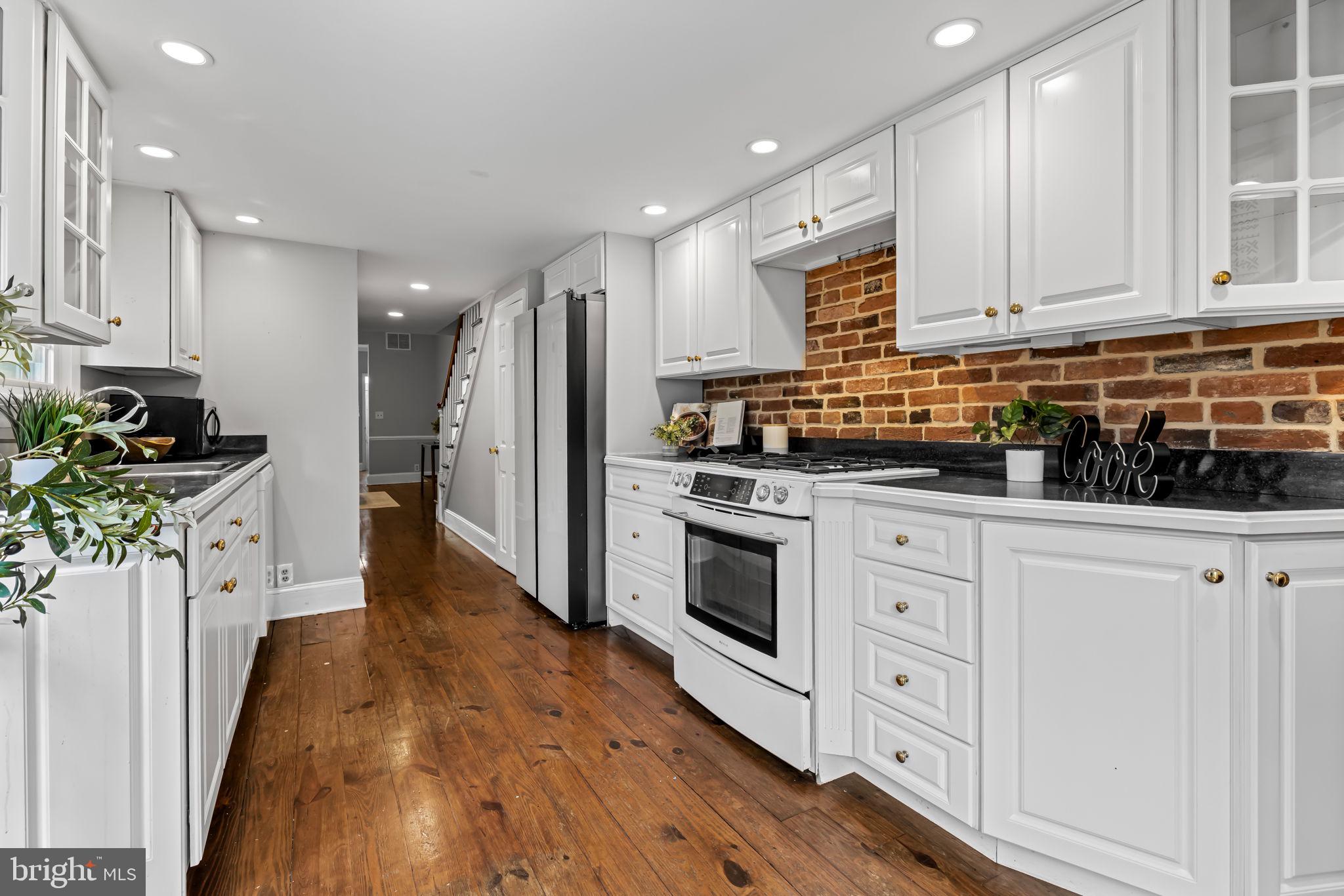 FEDERAL HILL HISTORIC DISTRICT - Residential