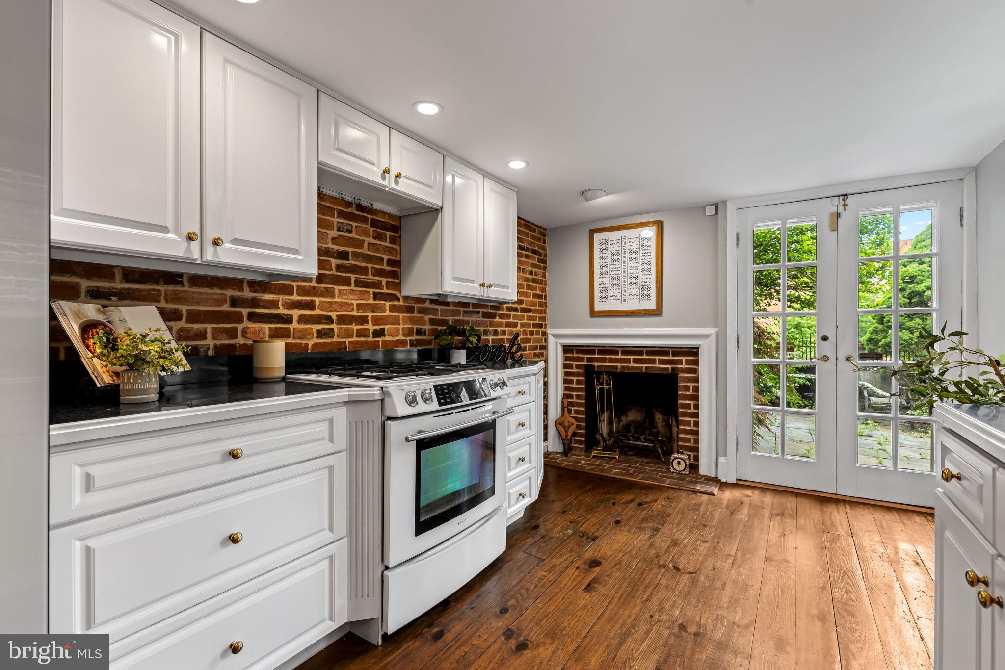 FEDERAL HILL HISTORIC DISTRICT - Residential
