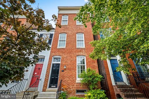 Townhouse For Sale - 112 Montgomery Street<br/> BALTIMORE, MD 21230