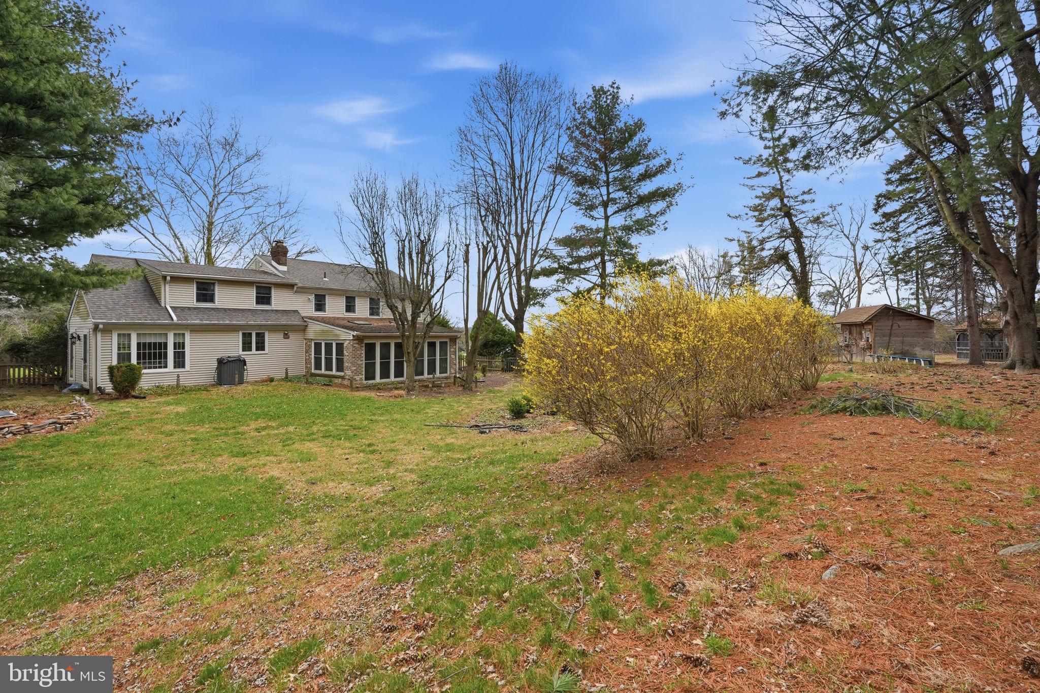 HILLCRESTSHIRE - Residential