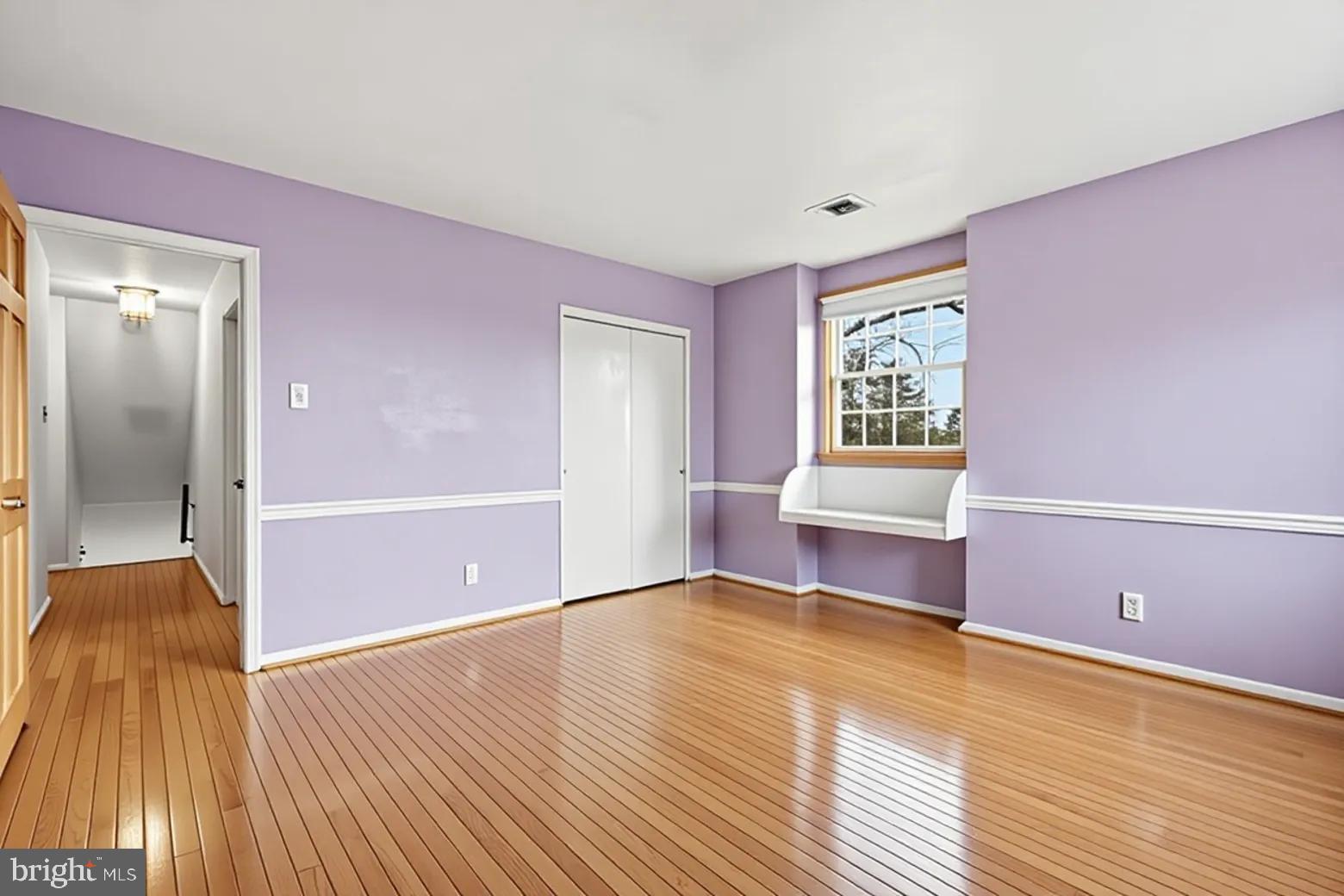 HILLCRESTSHIRE - Residential