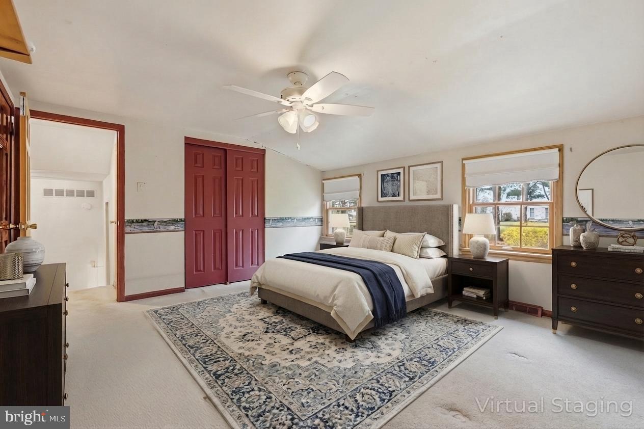 HILLCRESTSHIRE - Residential