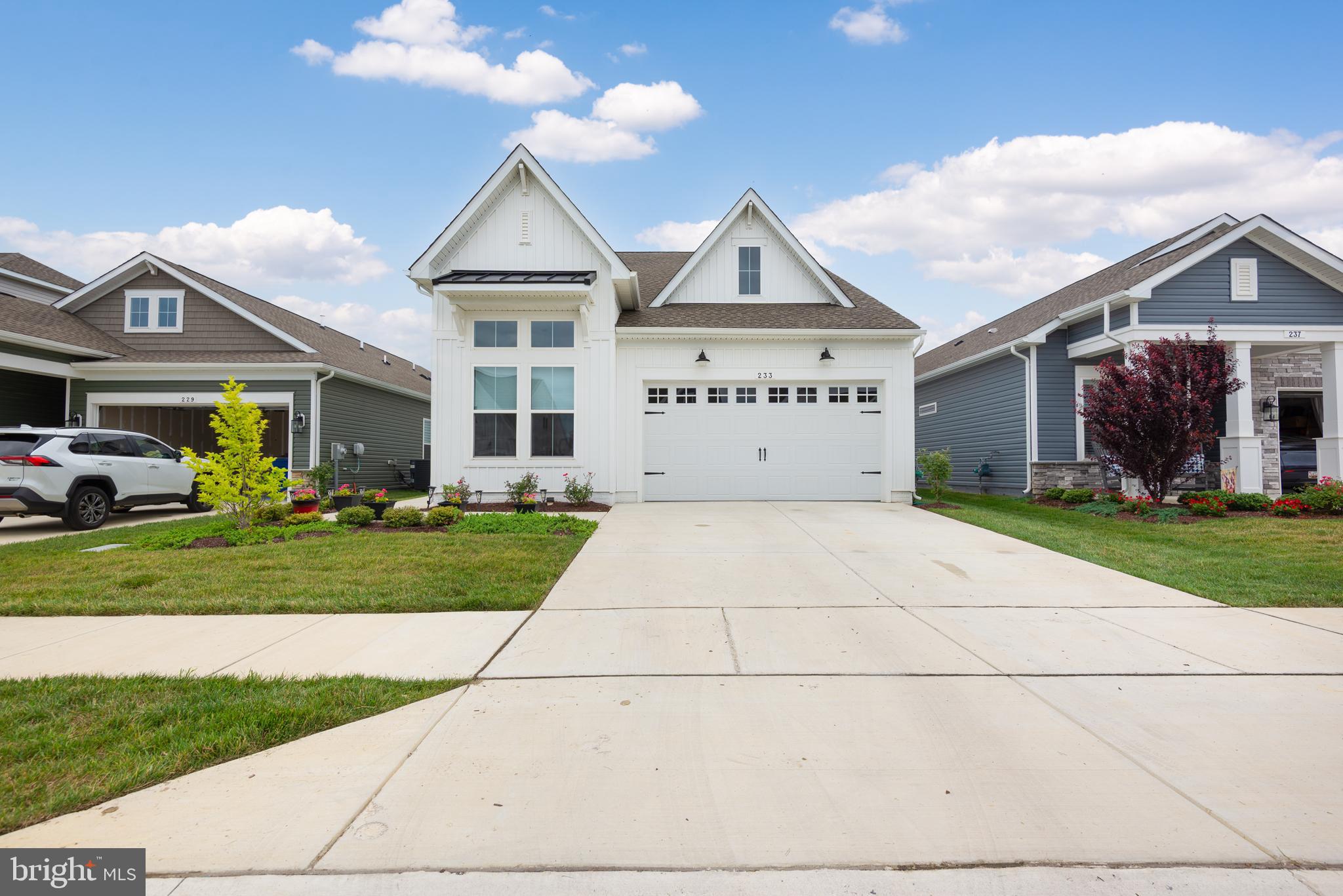233 PEREGRINE DRIVE