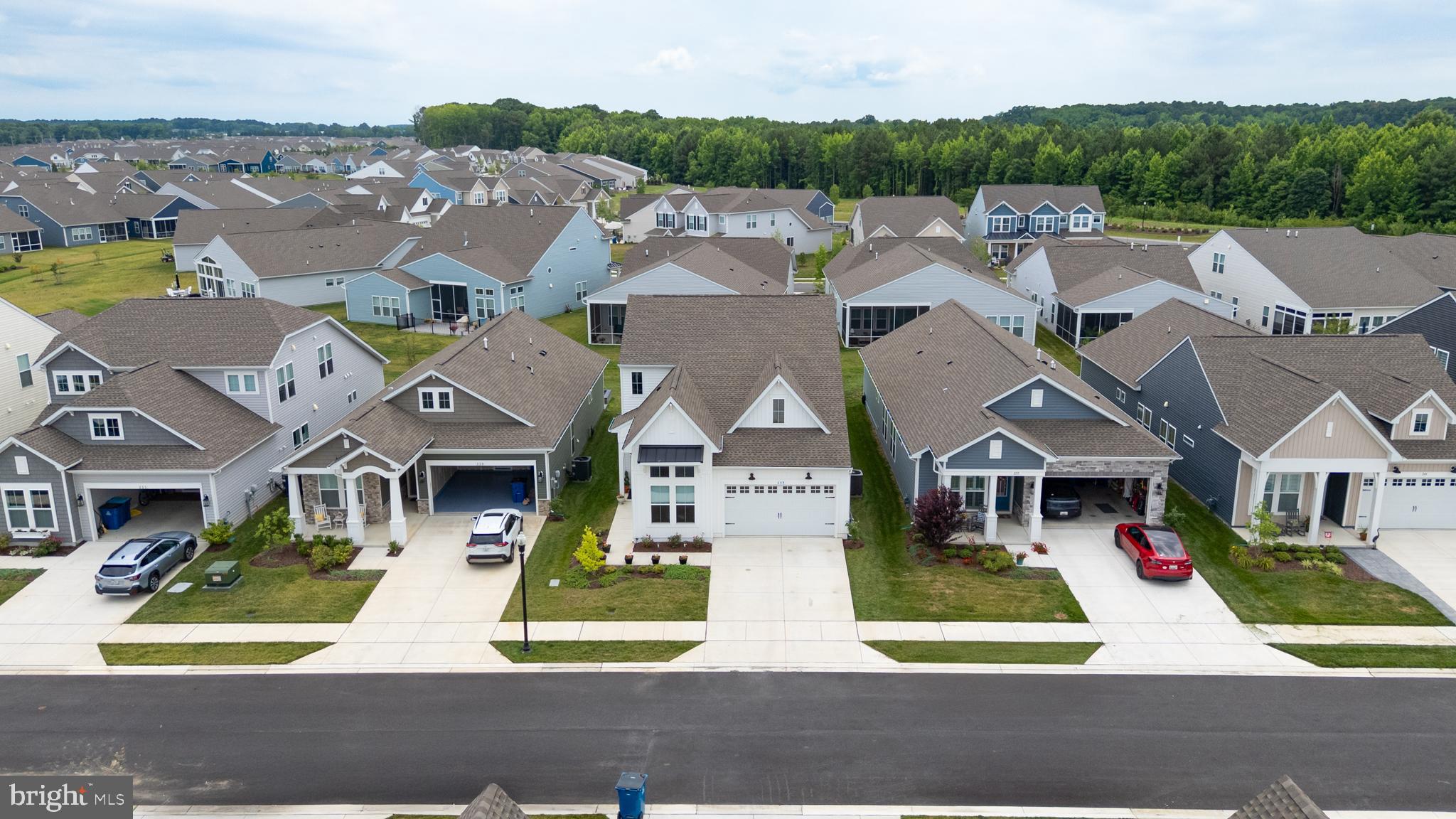 233 PEREGRINE DRIVE