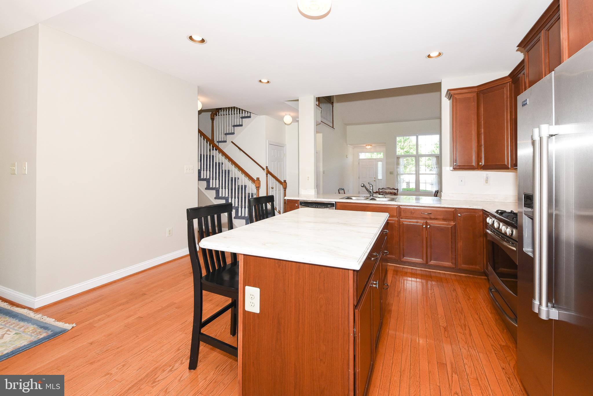 MONTGOMERY WALK - Residential