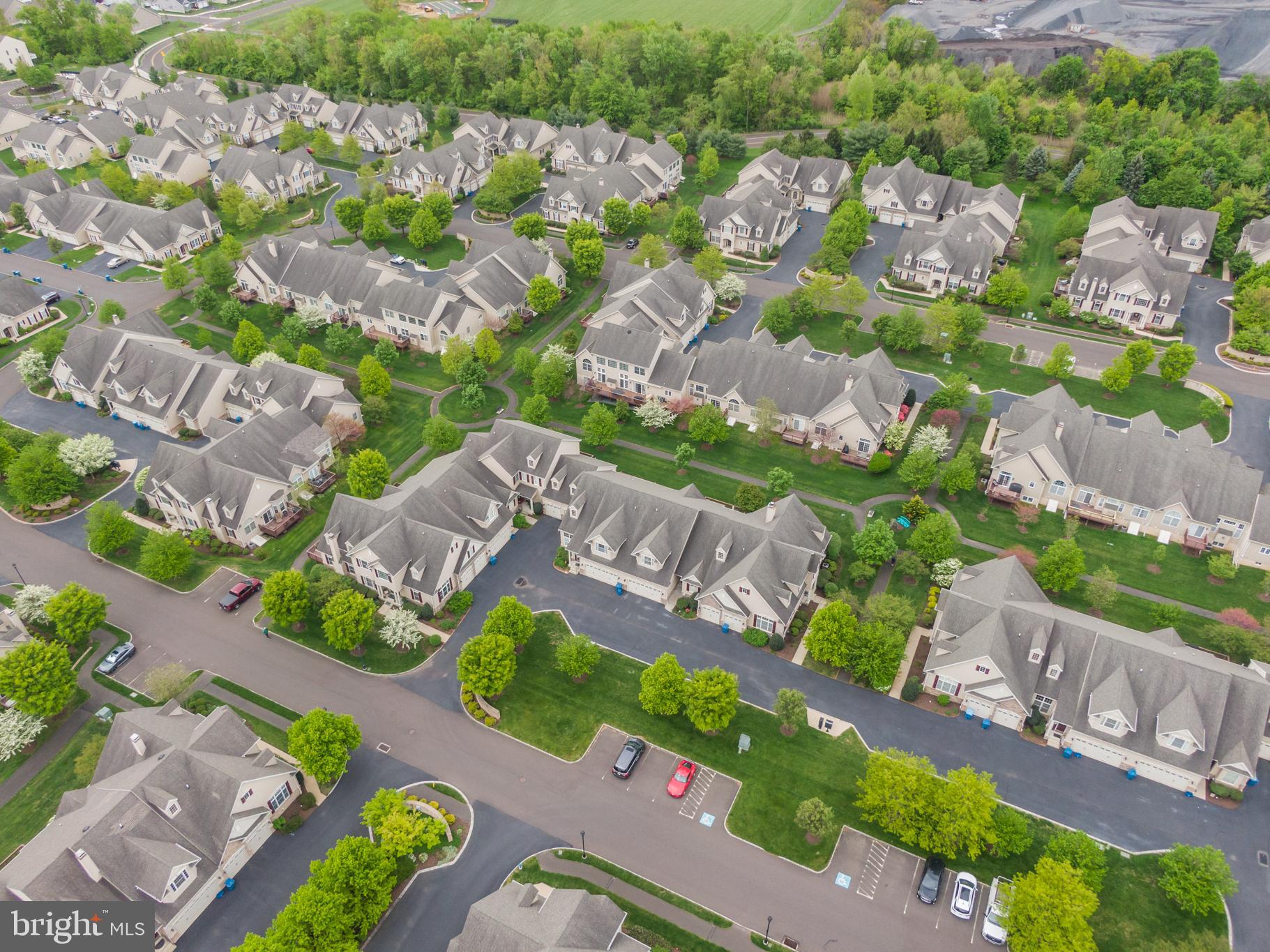 MONTGOMERY WALK - Residential