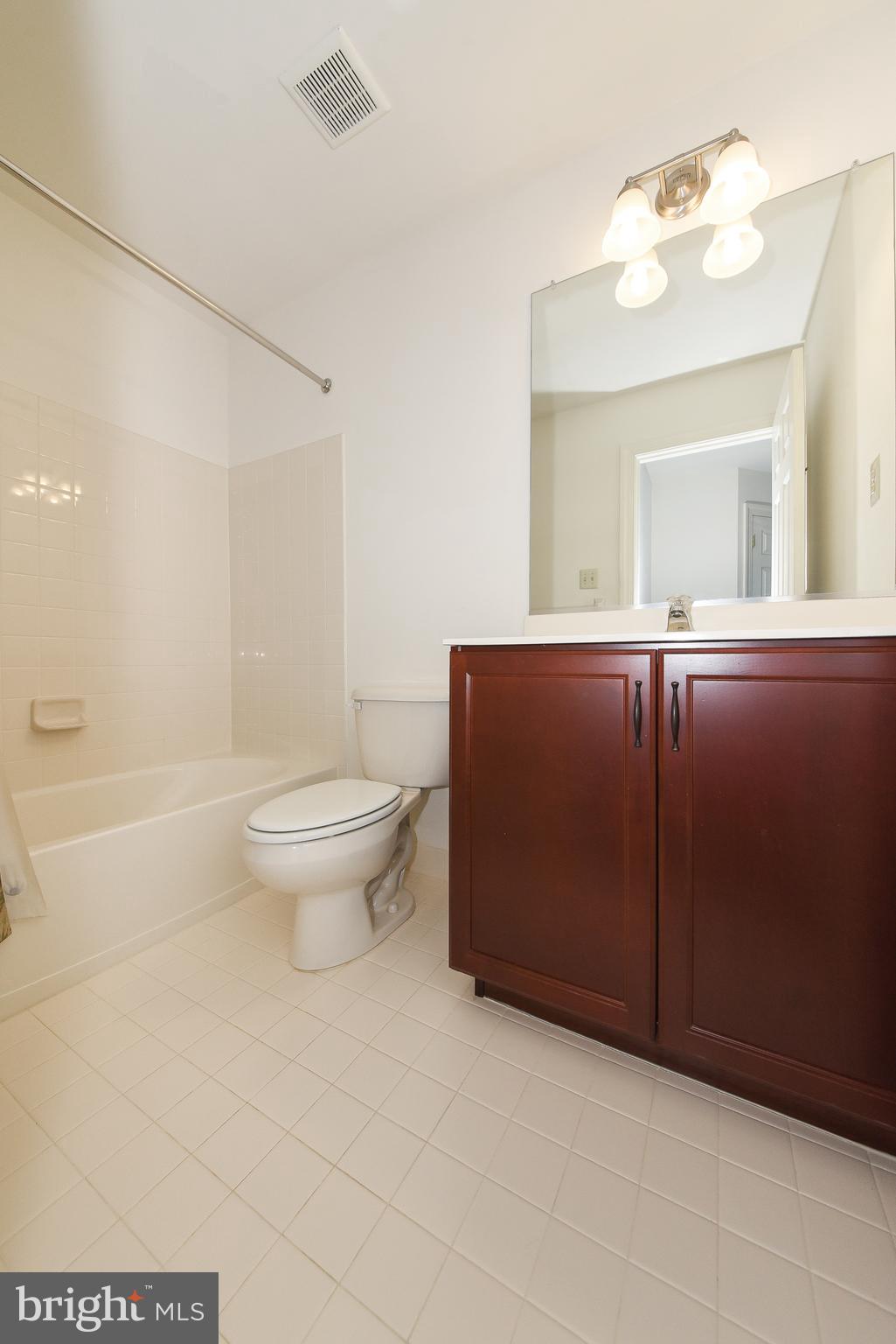 MONTGOMERY WALK - Residential