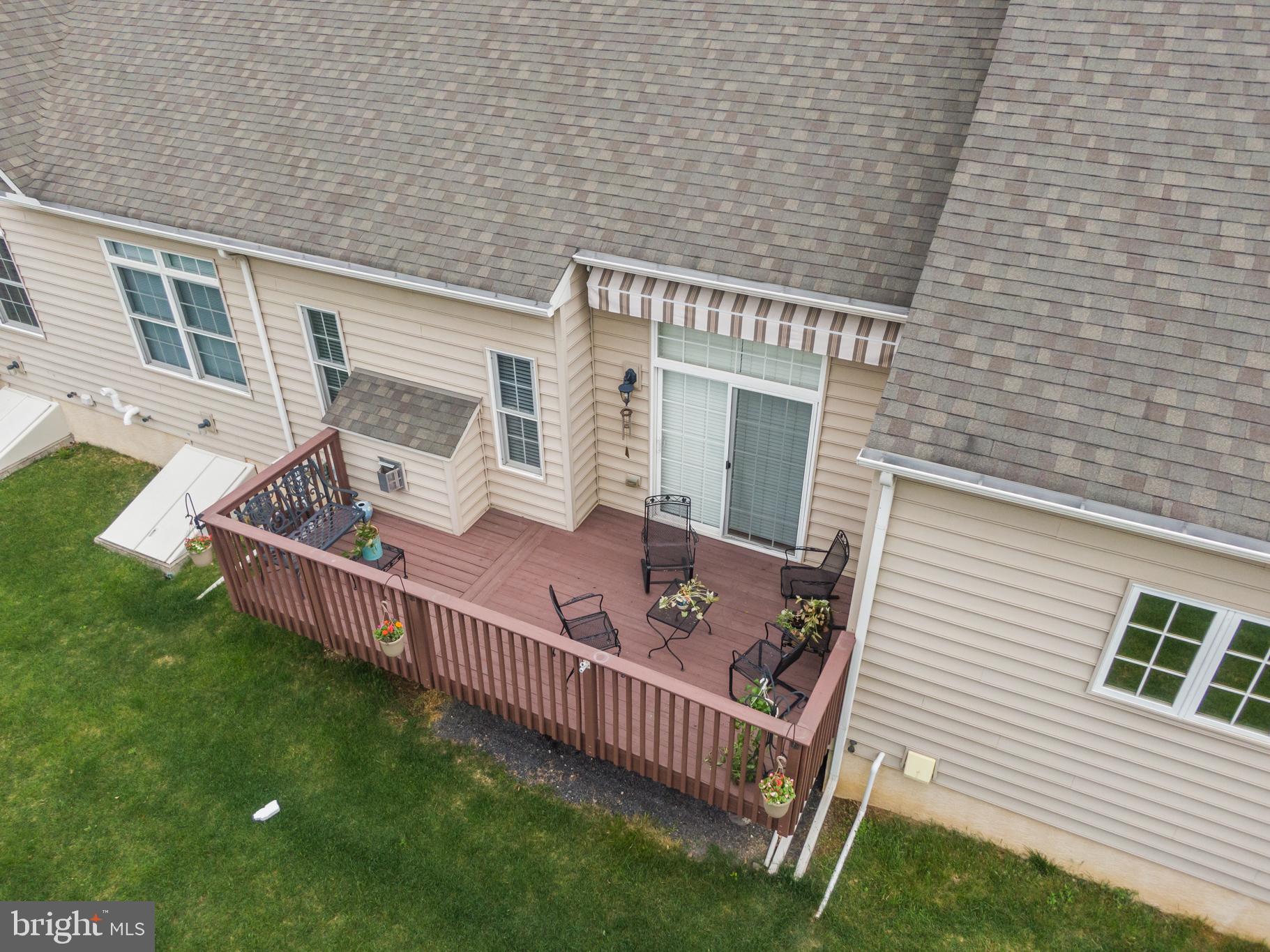 MONTGOMERY WALK - Residential