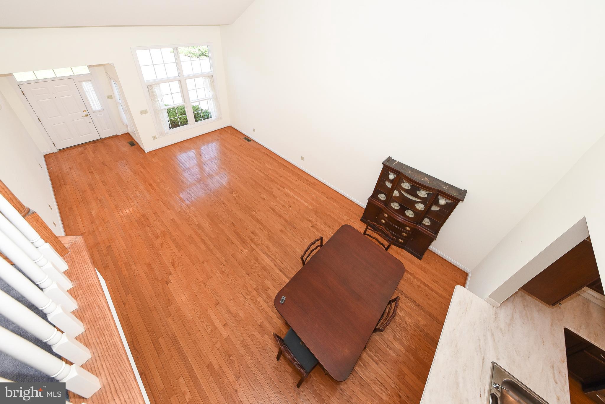 MONTGOMERY WALK - Residential