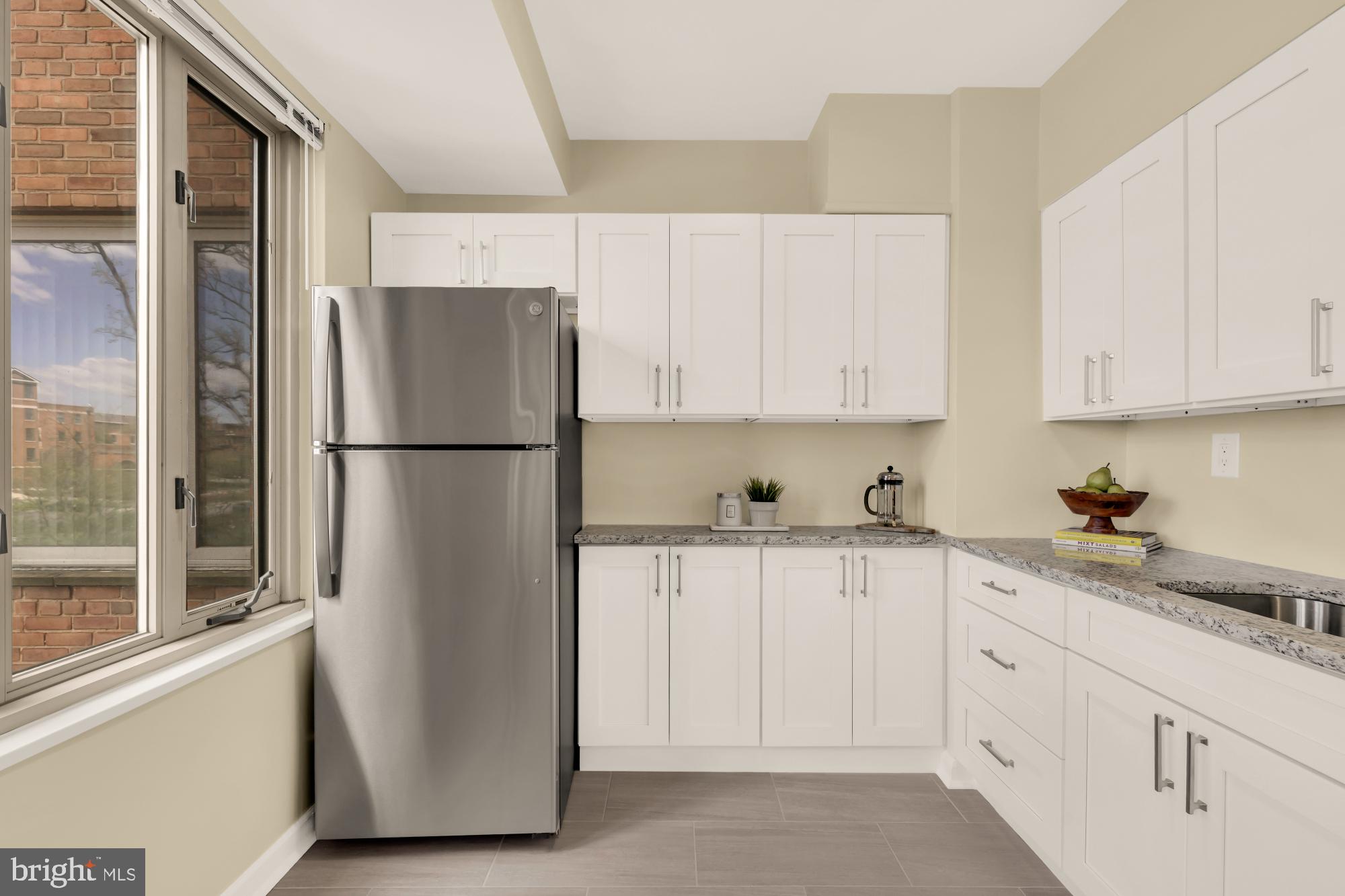 4301 MASSACHUSETTS AVENUE NW 4001