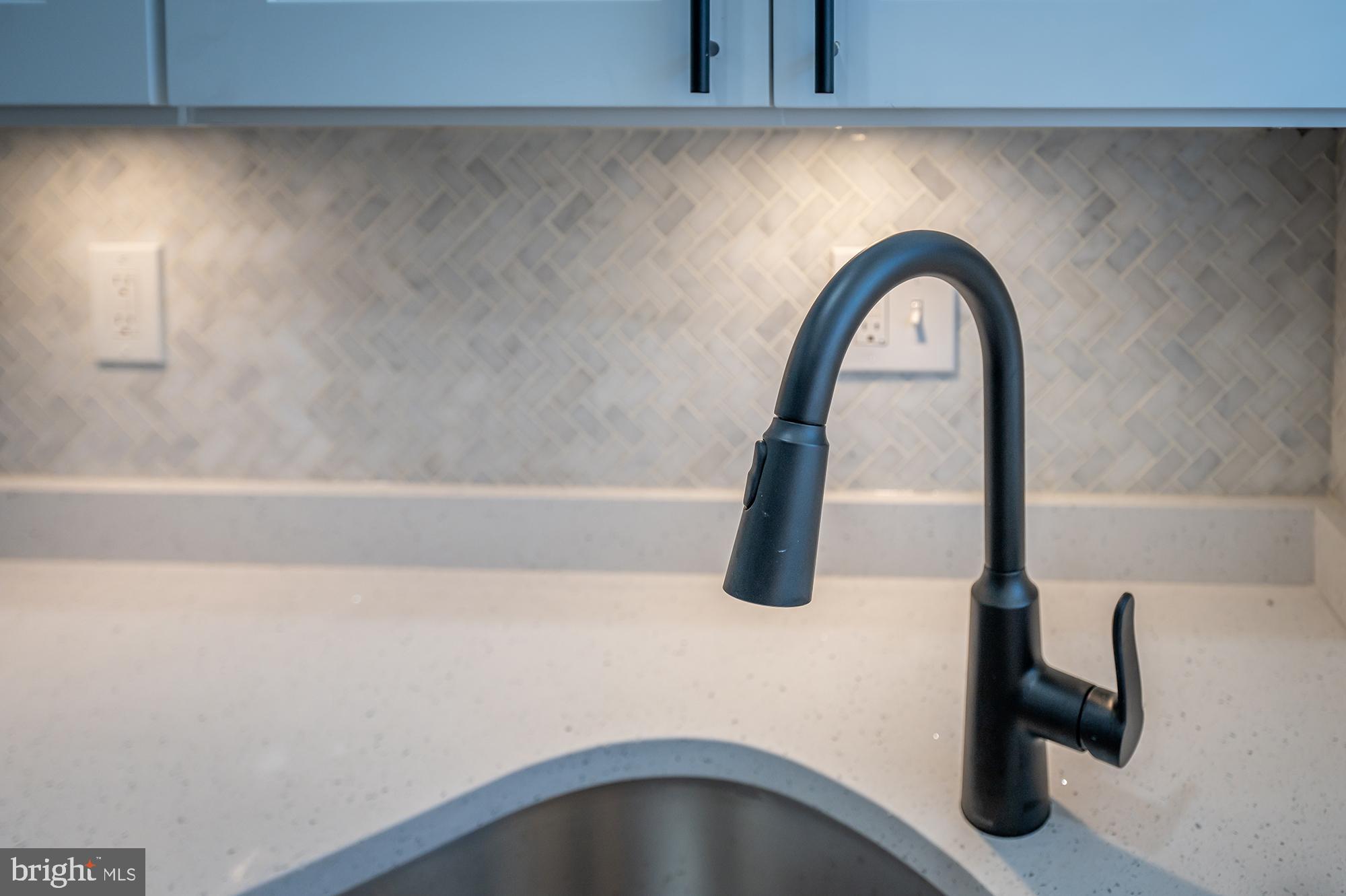 BROADWAY EAST - Residential