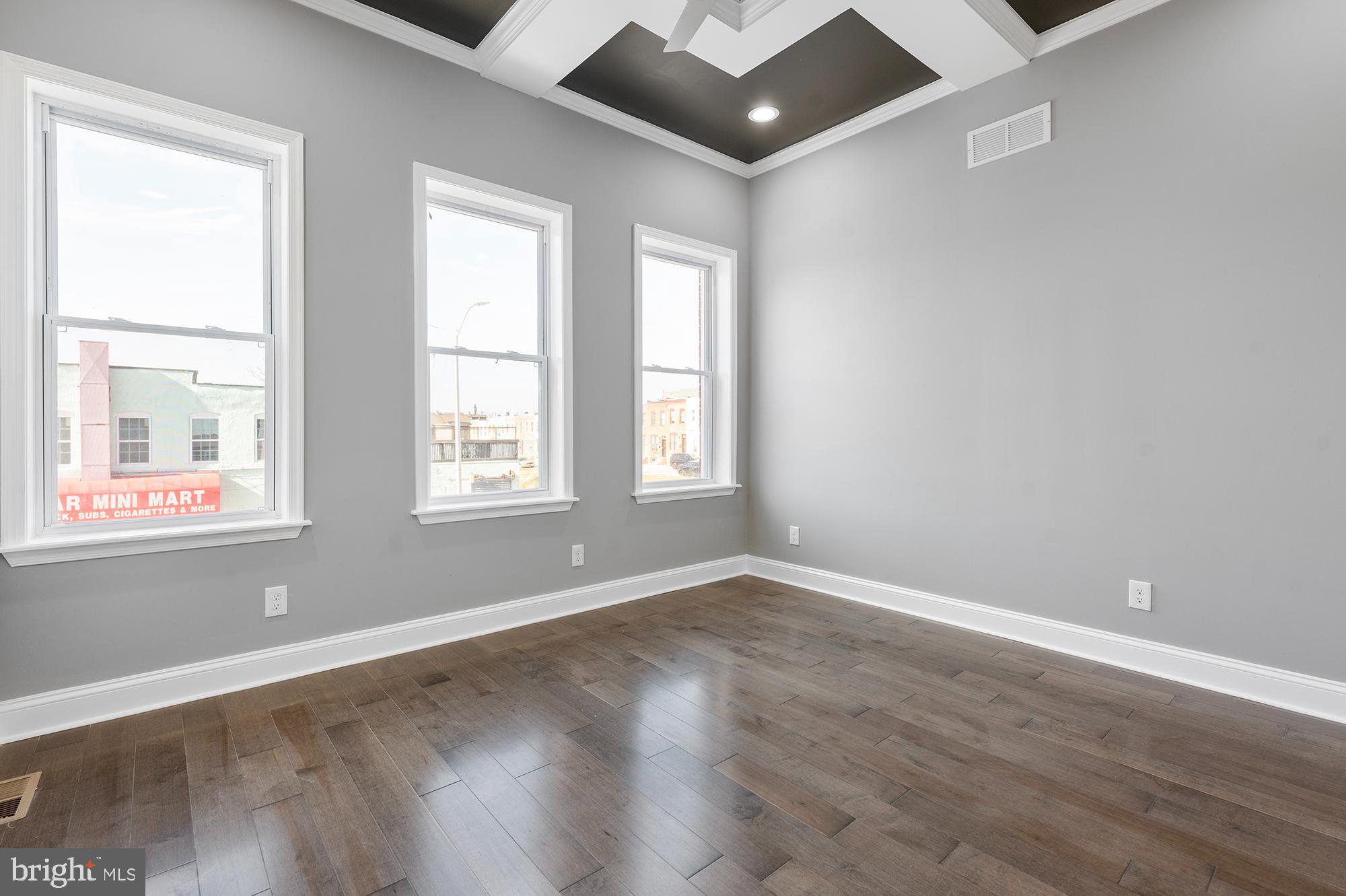 BROADWAY EAST - Residential