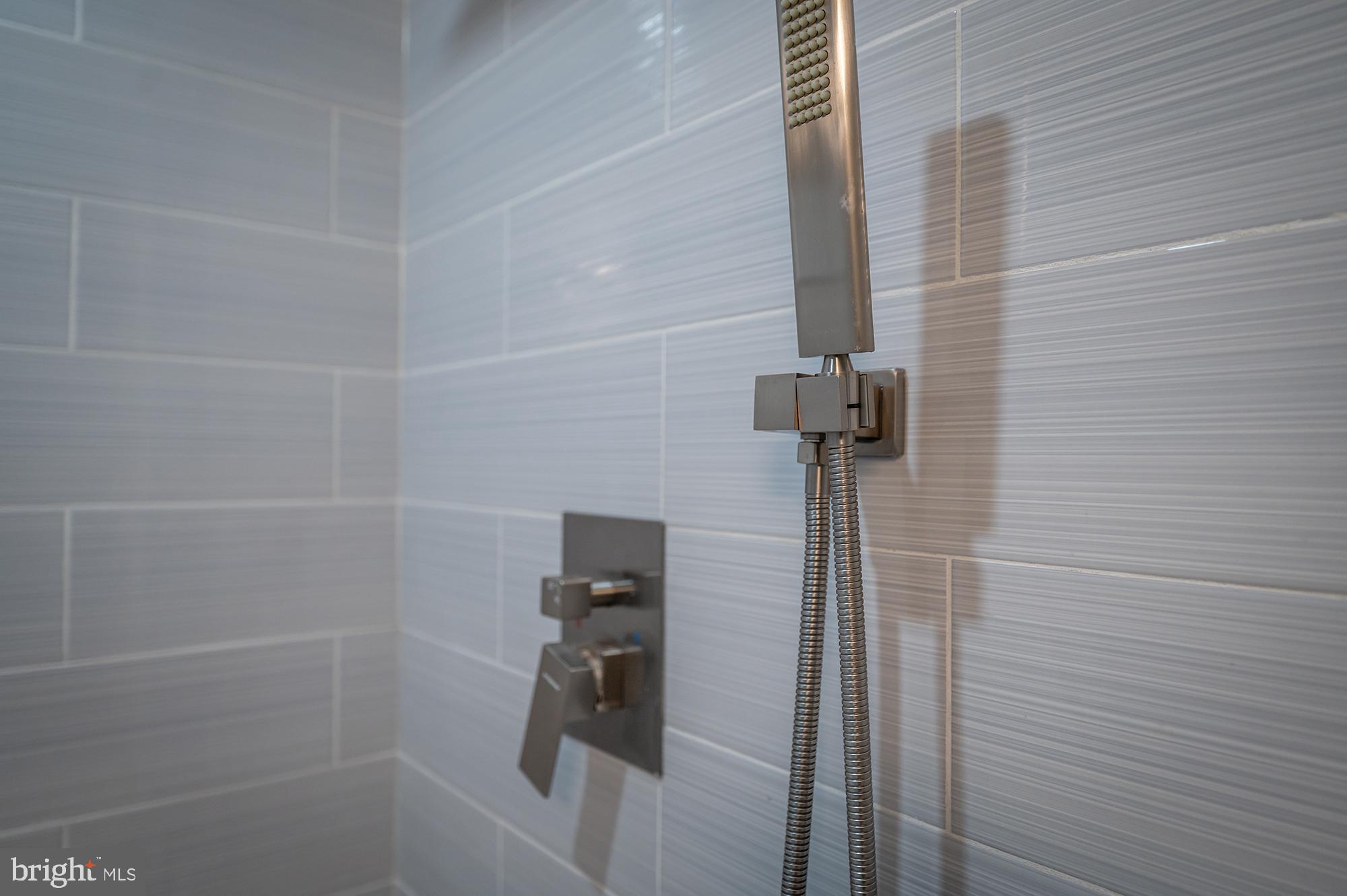 BROADWAY EAST - Residential