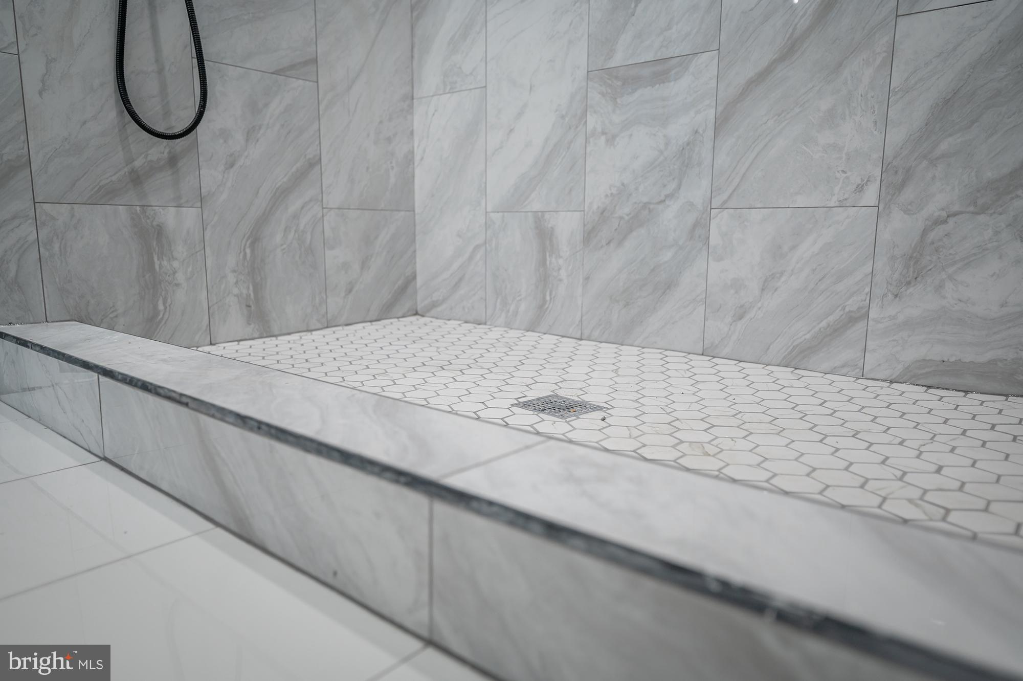 BROADWAY EAST - Residential