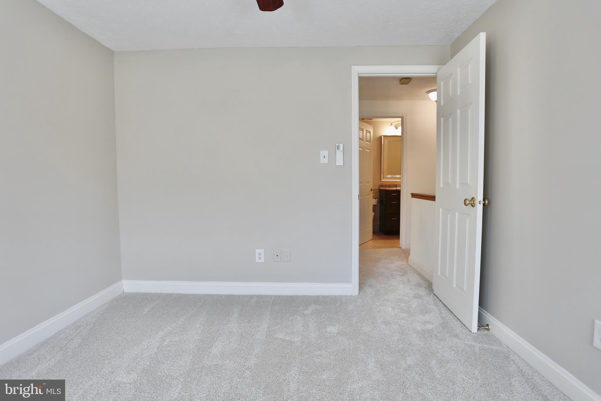 MONTCLAIR/COUNTRY CLUB - Residential