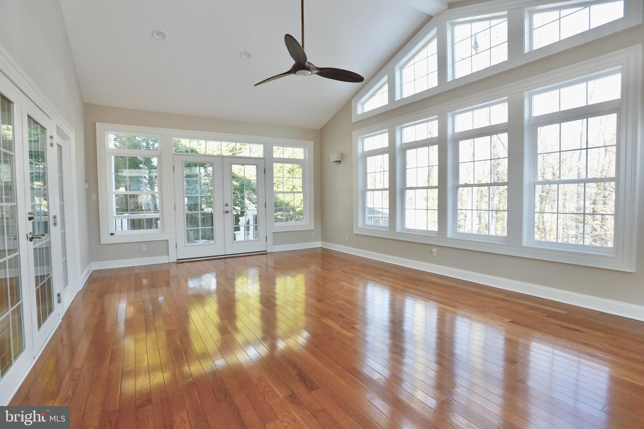 MONTCLAIR/COUNTRY CLUB - Residential