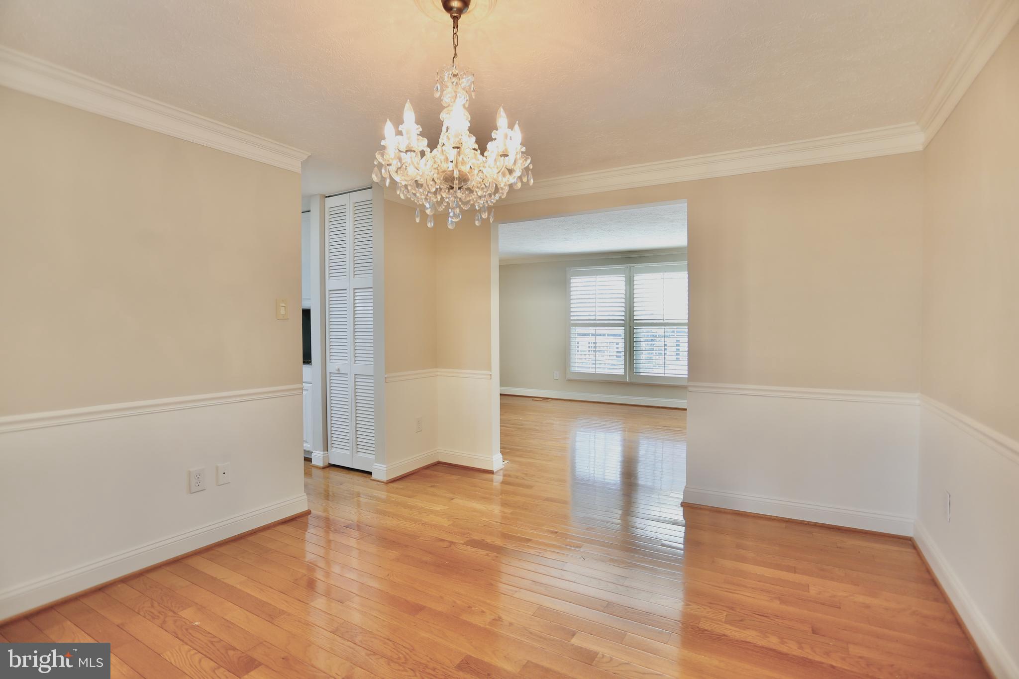 MONTCLAIR/COUNTRY CLUB - Residential