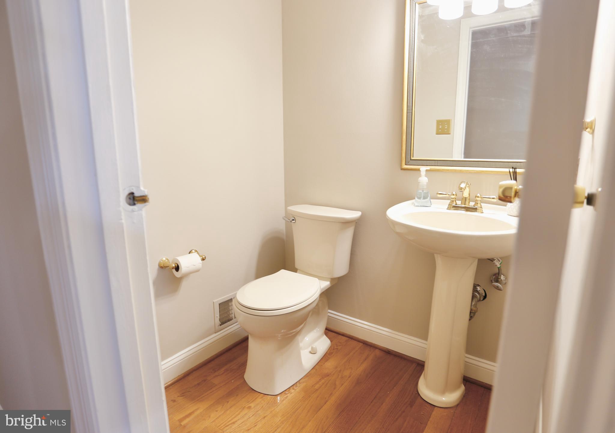 MONTCLAIR/COUNTRY CLUB - Residential