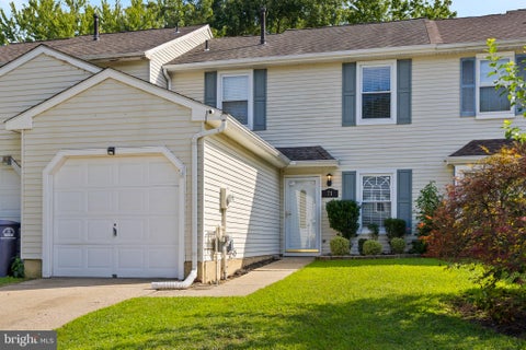 Townhouse For Sale - 71 N Hill Drive<br/> WESTAMPTON, NJ 08060