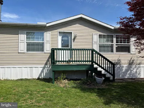 218 Deer Run Drive, Honey Brook, PA MLS: PACT2096182