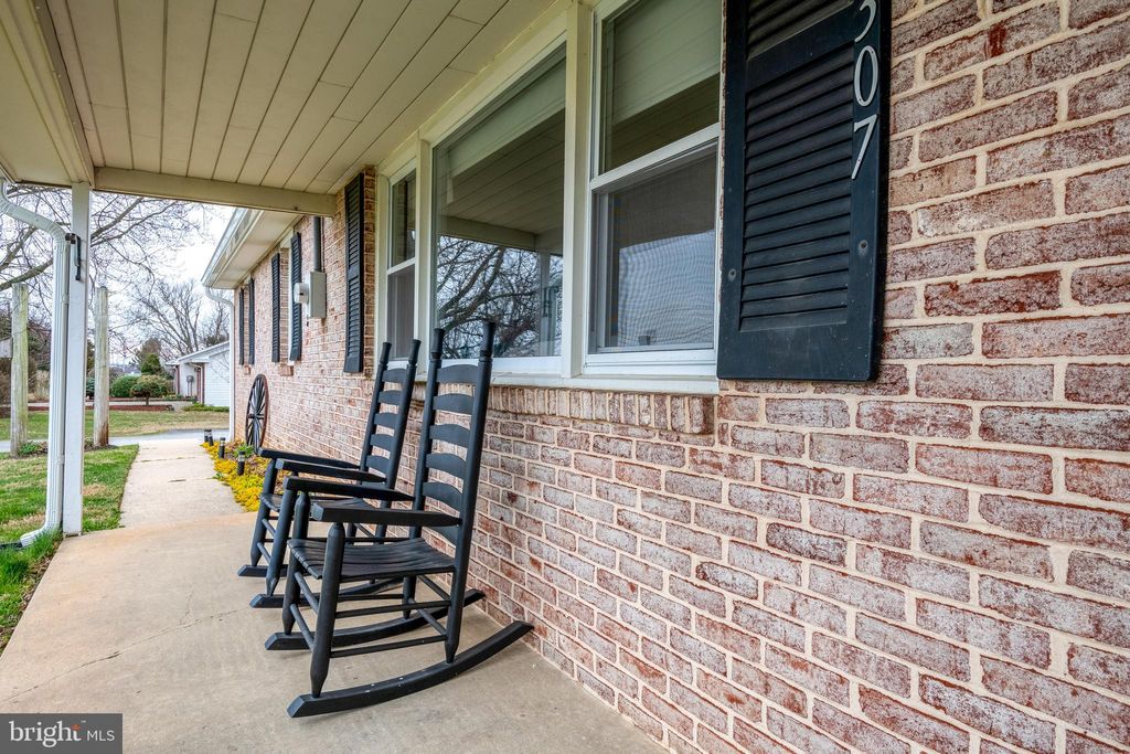 Photo of 307 Sproul Road, KIRKWOOD, PA 17536 (MLS # PALA2066456)