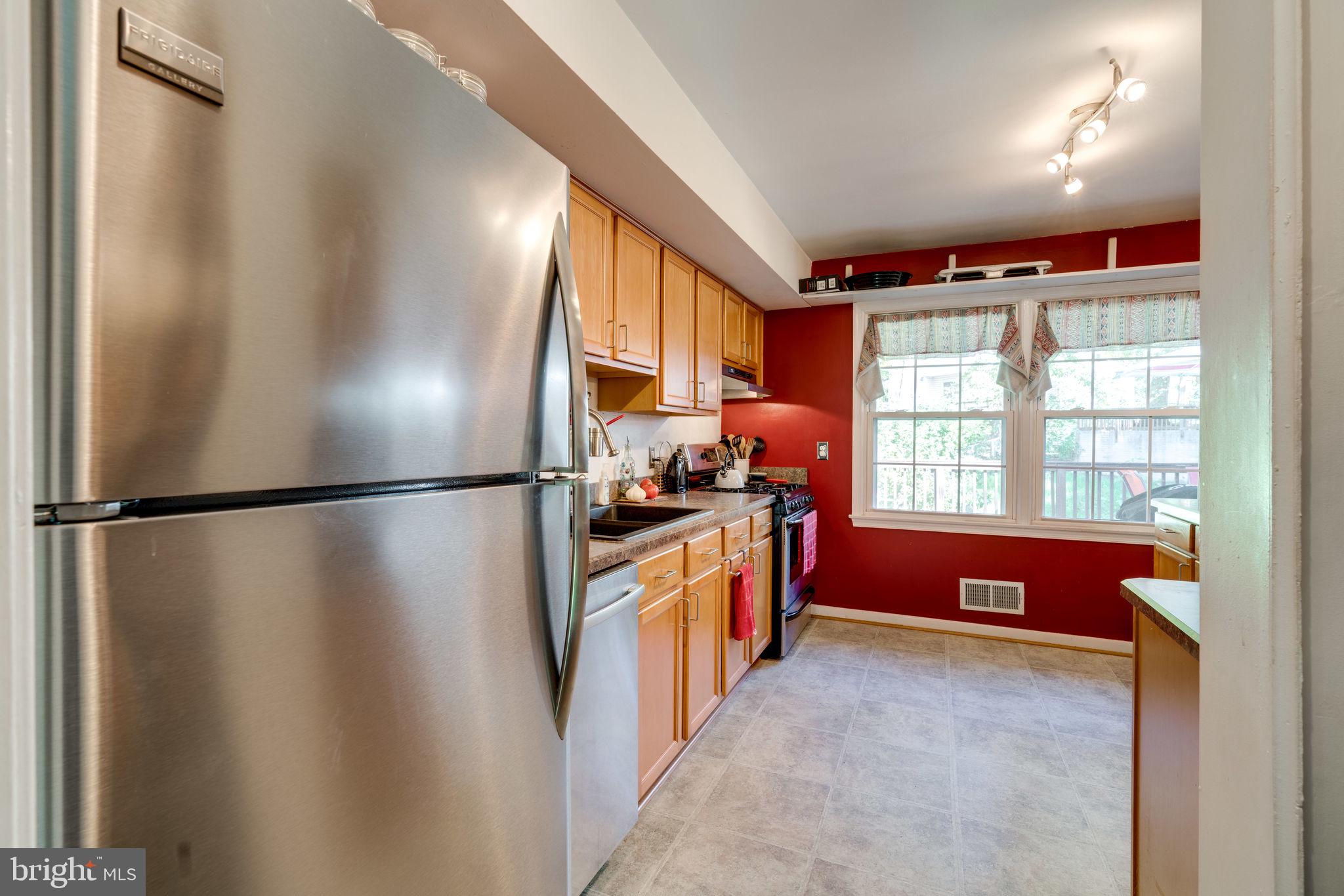 LAKE RIDGE - Residential