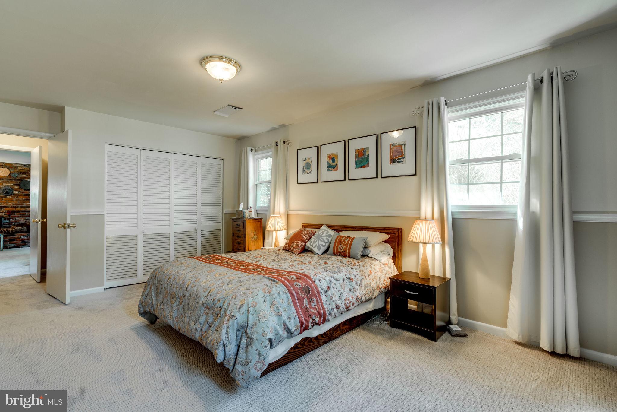 LAKE RIDGE - Residential