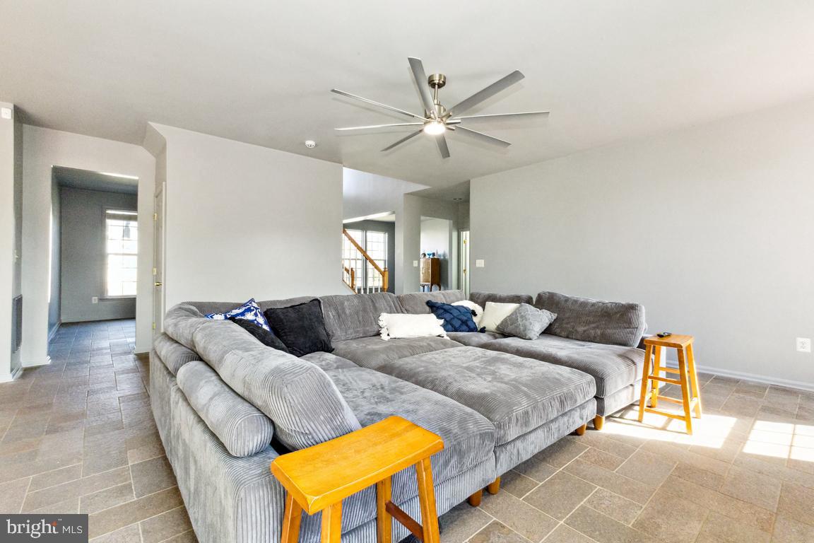 ORANGE ESTATES - Residential