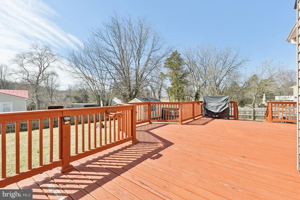 ORANGE ESTATES - Residential