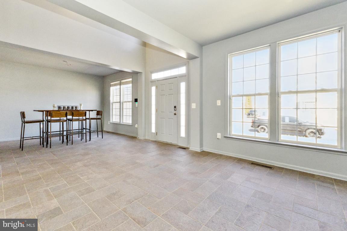 ORANGE ESTATES - Residential