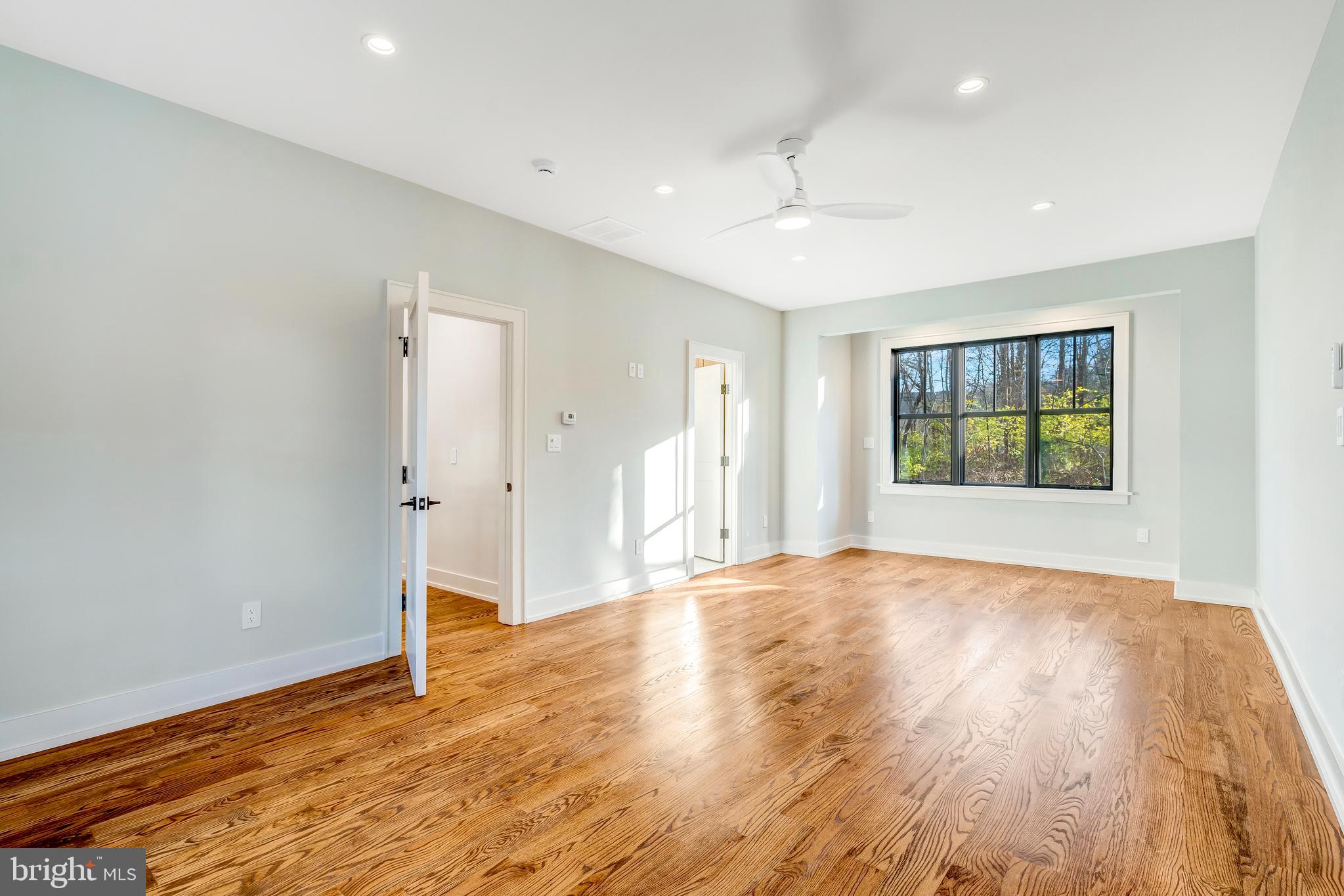 CHESTERBROOK WOODS - Residential