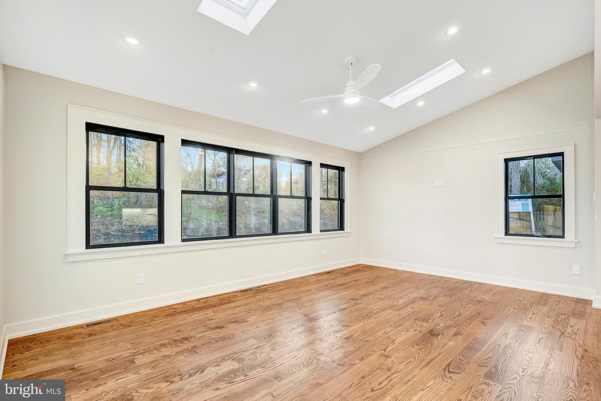 CHESTERBROOK WOODS - Residential