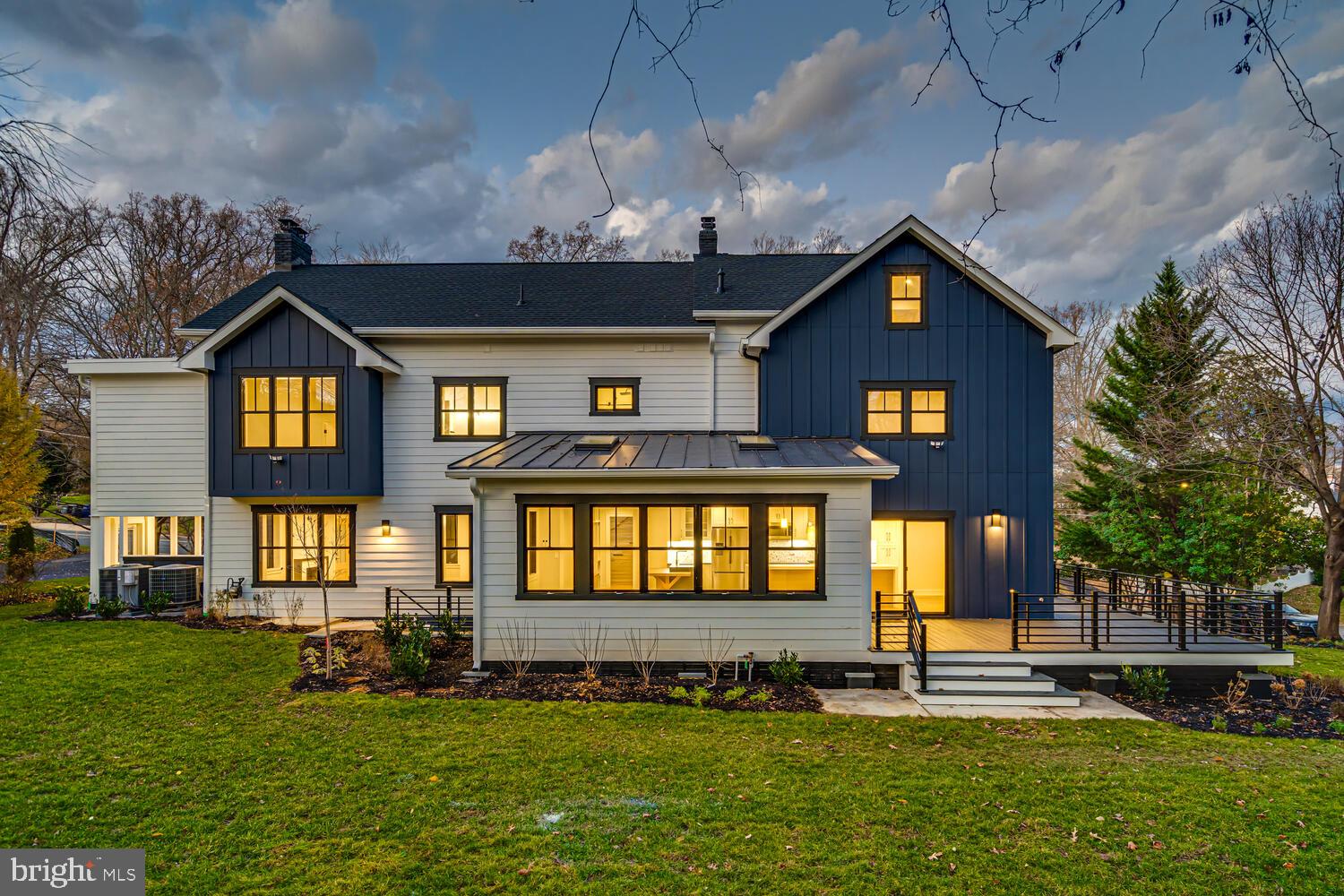 CHESTERBROOK WOODS - Residential