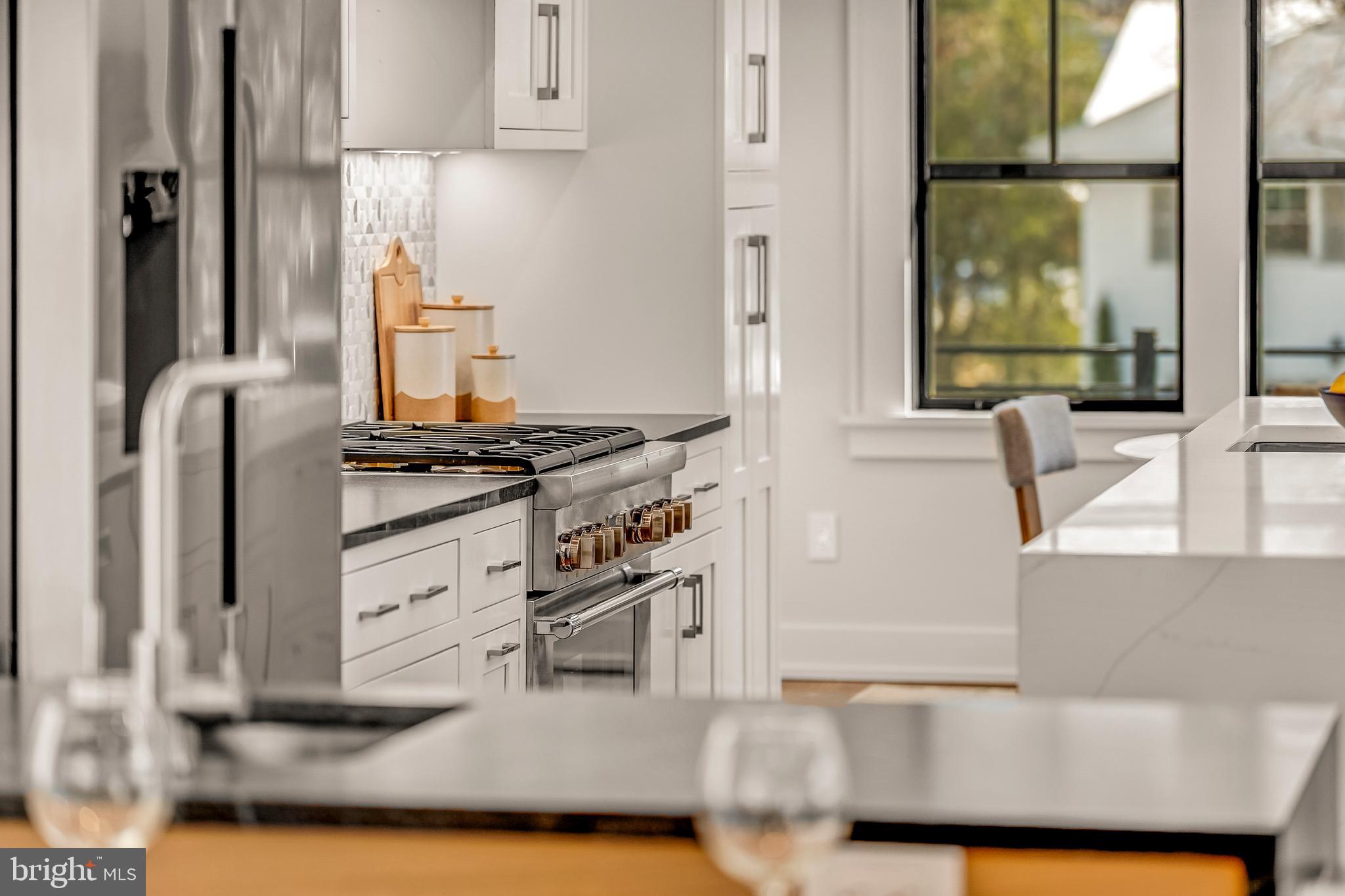 CHESTERBROOK WOODS - Residential