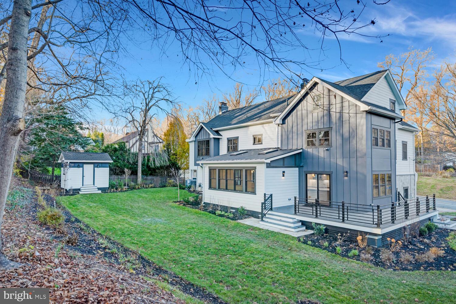 CHESTERBROOK WOODS - Residential