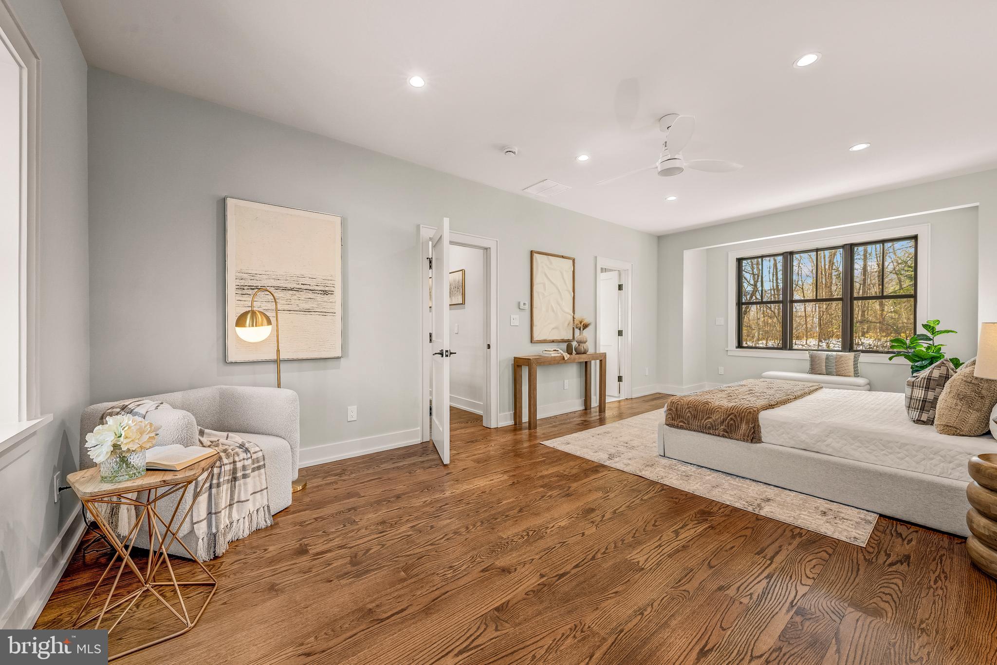 CHESTERBROOK WOODS - Residential