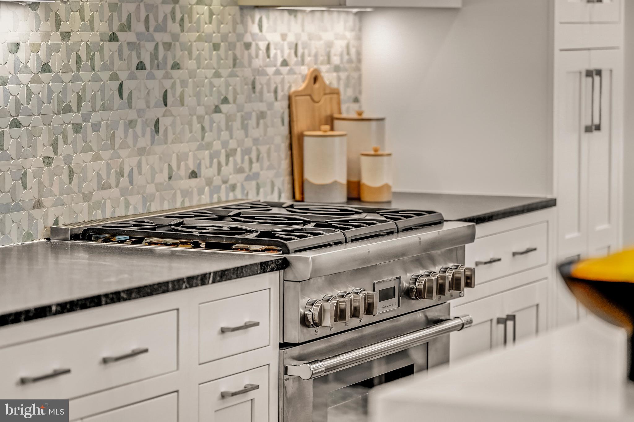 CHESTERBROOK WOODS - Residential