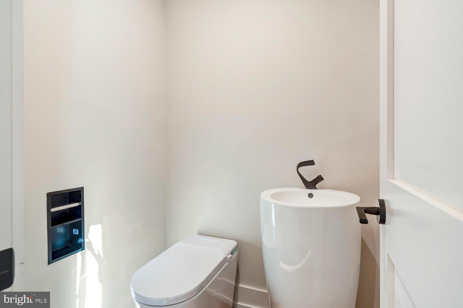 CHESTERBROOK WOODS - Residential